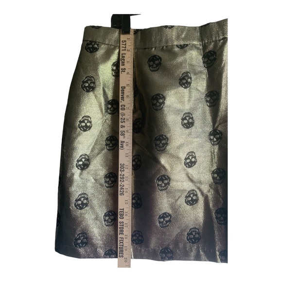 Modcloth Dresses & Skirts - Gold 💀Black Skull Mini! So cute! Never worn, with tags. Size 22 NWT.
